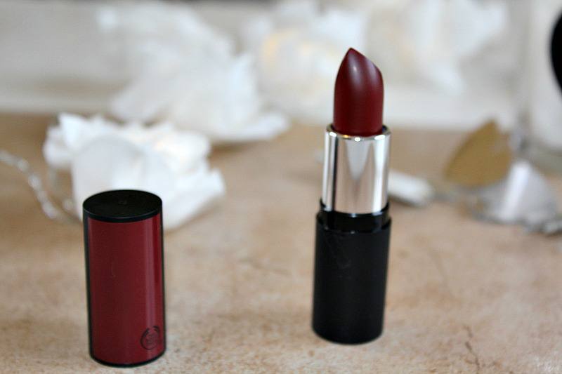 thebodyshop-osaka-plum-matte-rouge-levres-lipstick
