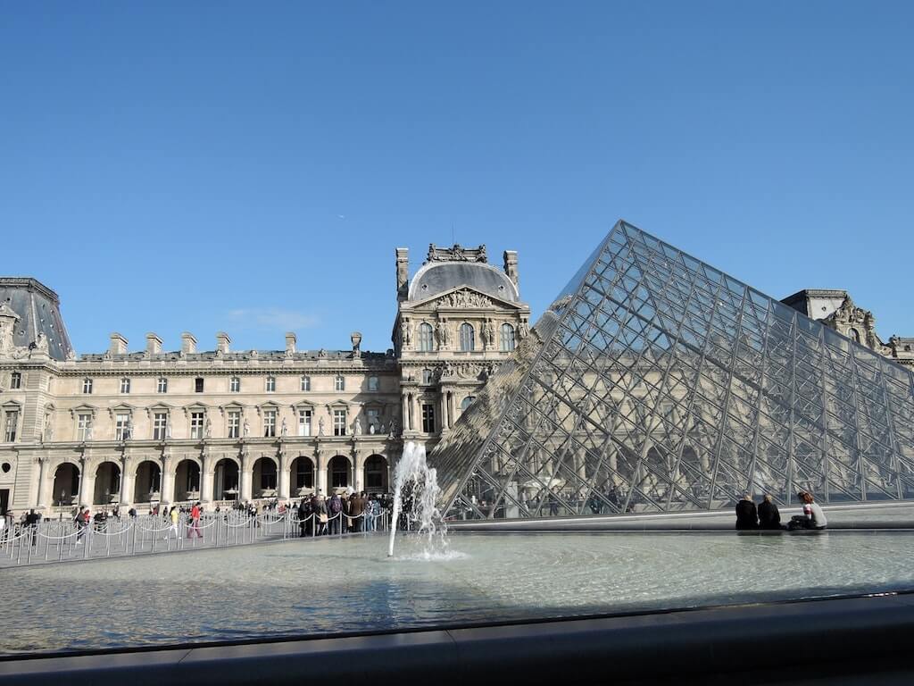 visiter-musee-virtuellement-louvre-paris