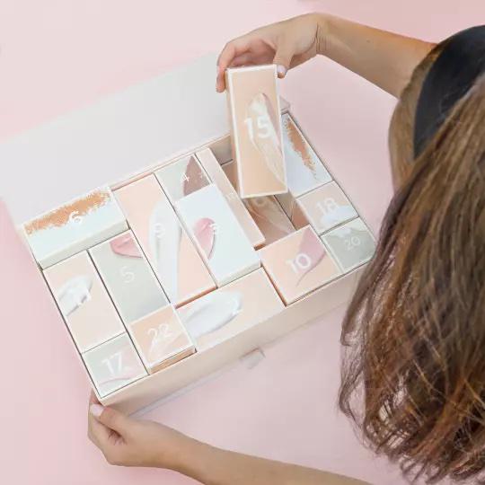 calendrier de l'Avent Mademoiselle Bio 2023 : avis contenu spoiler unboxing code promo